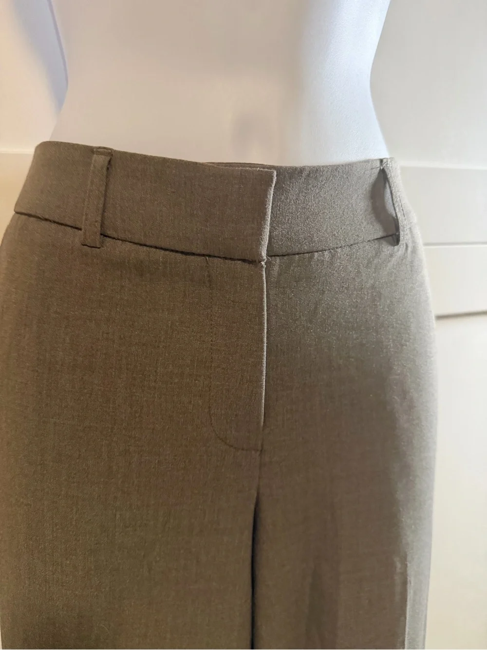 Tahari Olive Green Tailored Dress Pants - Picture 4 of 10